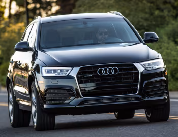 2016–18 Audi Q3 2.0 T quattro S line [North America] '2015–18
