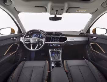 Panel frontal Audi Q3 35 TFSI [China] '2019–25