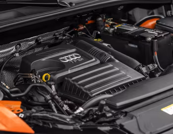 Bajo el capó Audi Q3 35 TFSI [Latam] '2019–25