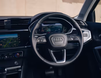 Panel frontal Audi Q3 35 TFSI "Launch Edition" [Australia] '2019–20