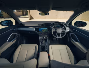 Тарпеда Audi Q3 35 TFSI "Launch Edition" [Australia] '2019–20