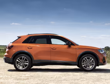 Audi Q3 35 TFSI S line "Black Edition" [UK-spec] '2021–25