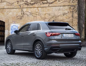 Audi Q3 45 TFSI quattro S line [Worldwide] '2018–25