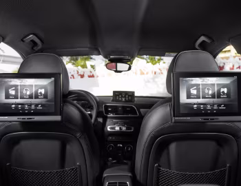 Interior Audi Q3 with Audi Genuine Accessories (8U) '2015–18