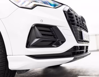 Audi Q3 "Dynamic Black" [Australia] '2024–25