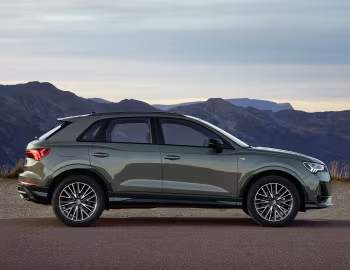 Audi Q3 quattro S line "edition one" [Worldwide] '2018–19