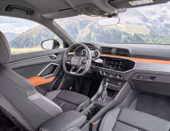 Panel frontal Audi Q3 quattro S line "edition one" [Worldwide] '2018–19