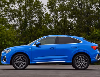 Audi Q3 Sportback 35 TDI quattro S line [Japan] '2020–25