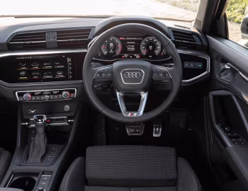 Panel frontal Audi Q3 Sportback 35 TDI S line [UK-spec] '2019–25
