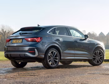Audi Q3 Sportback 35 TDI S line [UK-spec] '2019–25