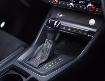 Intérieur Audi Q3 Sportback 45 TFSI quattro S line [UK-spec] '2019–25