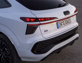 Audi Q3 Sportback e-hybrid quattro S line Black Package [Worldwide] '2025–pr.