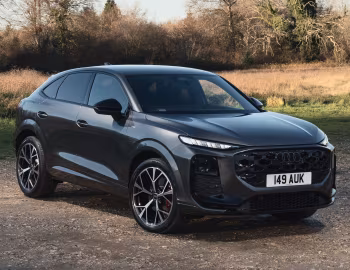 Audi Q3 Sportback TFSI quattro S line [UK-spec] '2025–pr.
