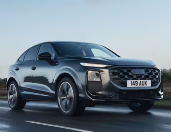 Audi Q3 Sportback TFSI quattro S line [UK-spec] '2025–pr.