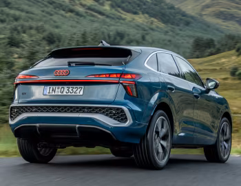 Audi Q3 Sportback TFSI S line [Worldwide] '2025–pr.