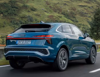 Audi Q3 Sportback TFSI S line [Worldwide] '2025–pr.