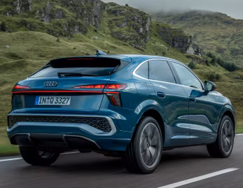 Audi Q3 Sportback TFSI S line [Worldwide] '2025–pr.