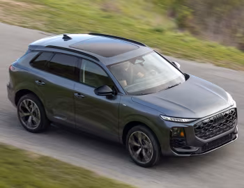2026 Audi Q3 TFSI quattro S line black [North America] '2026