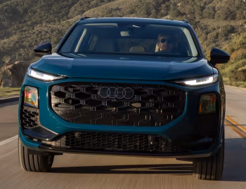 2026 Audi Q3 TFSI quattro S line black [North America] '2026