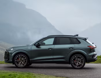 Audi Q3 TFSI quattro S line Black Package [Worldwide] '2025–pr.