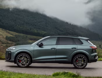Audi Q3 TFSI quattro S line Black Package [Worldwide] '2025–pr.
