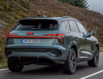 Audi Q3 TFSI quattro S line Black Package [Worldwide] '2025–pr.