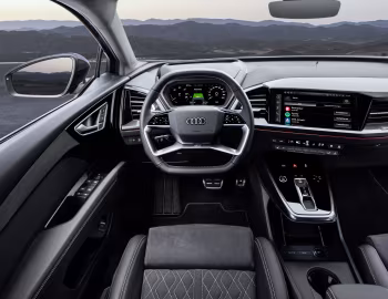 Panel frontal Audi Q4 35 e-tron S line [Worldwide] '2024–26