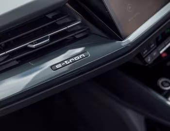 Interior Audi Q4 55 e-tron S line quattro [Australia] '2025–pr.
