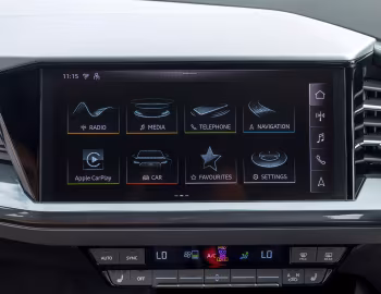 Interior Audi Q4 55 e-tron S line quattro [Australia] '2025–pr.