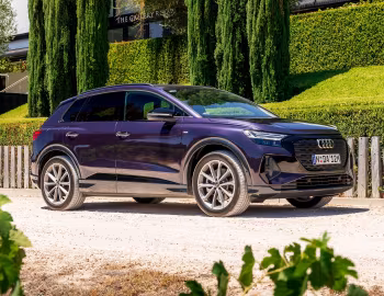 Audi Q4 55 e-tron S line quattro [Australia] '2025–pr.