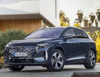 Audi Q4 e-tron quattro S line [Worldwide] '2026