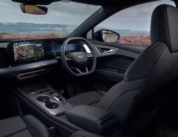 Interior Audi Q4 e-tron S line [UK-spec] '2026