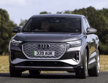 Audi Q4 Sportback 55 e-tron quattro S line [UK-spec] '2024–26