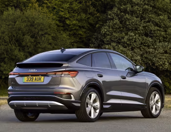 Audi Q4 Sportback 55 e-tron quattro S line [UK-spec] '2024–26