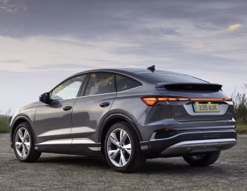 Audi Q4 Sportback 55 e-tron quattro S line [UK-spec] '2024–26
