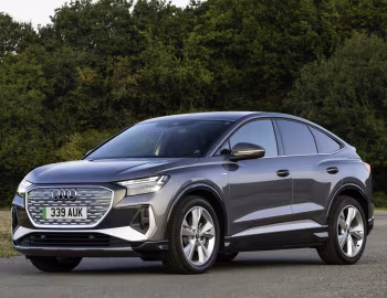 Audi Q4 Sportback 55 e-tron quattro S line [UK-spec] '2024–26