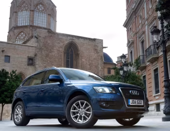 Audi Q5 2.0T quattro [UK-spec] (8R) '2008–12