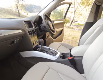 Interior Audi Q5 3.0 TDI quattro [Australia] (8R) '2009–12