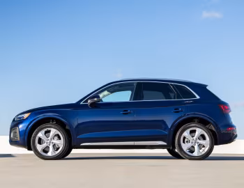 2021–pr. Audi Q5 45 TFSI quattro [North America] '2020–pr.