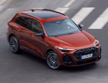 Audi Q5 e-hybrid quattro S line [Worldwide] '2025–pr.