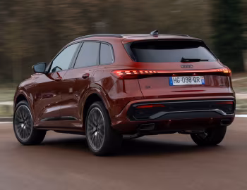 Audi Q5 e-hybrid quattro S line [Worldwide] '2025–pr.