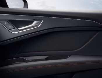 Interior Audi Q5 50 e-tron quattro [China] '2022–pr.