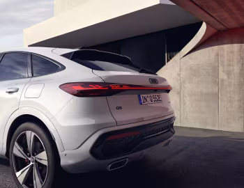 Audi Q5 Sportback e-hybrid quattro S line Black Pack [Worldwide] '2025–pr.