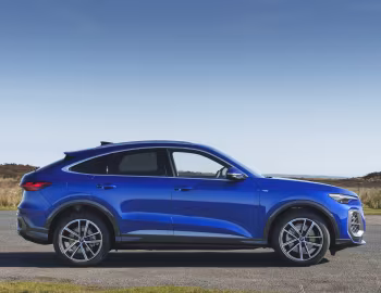Audi Q5 Sportback TDI S line "Launch Edition" [UK-spec] '2025–pr.