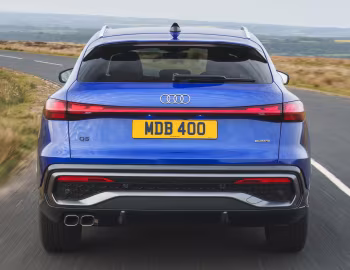 Audi Q5 Sportback TDI S line "Launch Edition" [UK-spec] '2025–pr.