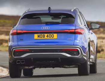 Audi Q5 Sportback TDI S line "Launch Edition" [UK-spec] '2025–pr.