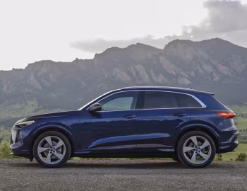 2025–pr. Audi Q5 TFSI quattro [North America] '2025–pr.