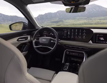 Interior 2025–pr. Audi Q5 TFSI quattro [North America] '2025–pr.