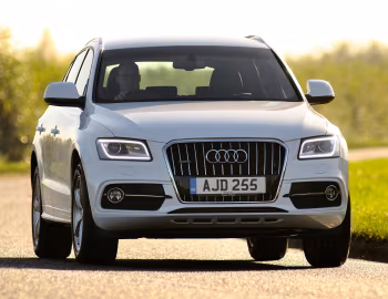 Audi Q5 TFSI quattro S line [UK-spec] (8R) '2012–17