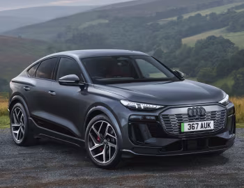 Audi SQ6 Sportback e-tron "Edition 1" [UK-spec] '2025–pr.